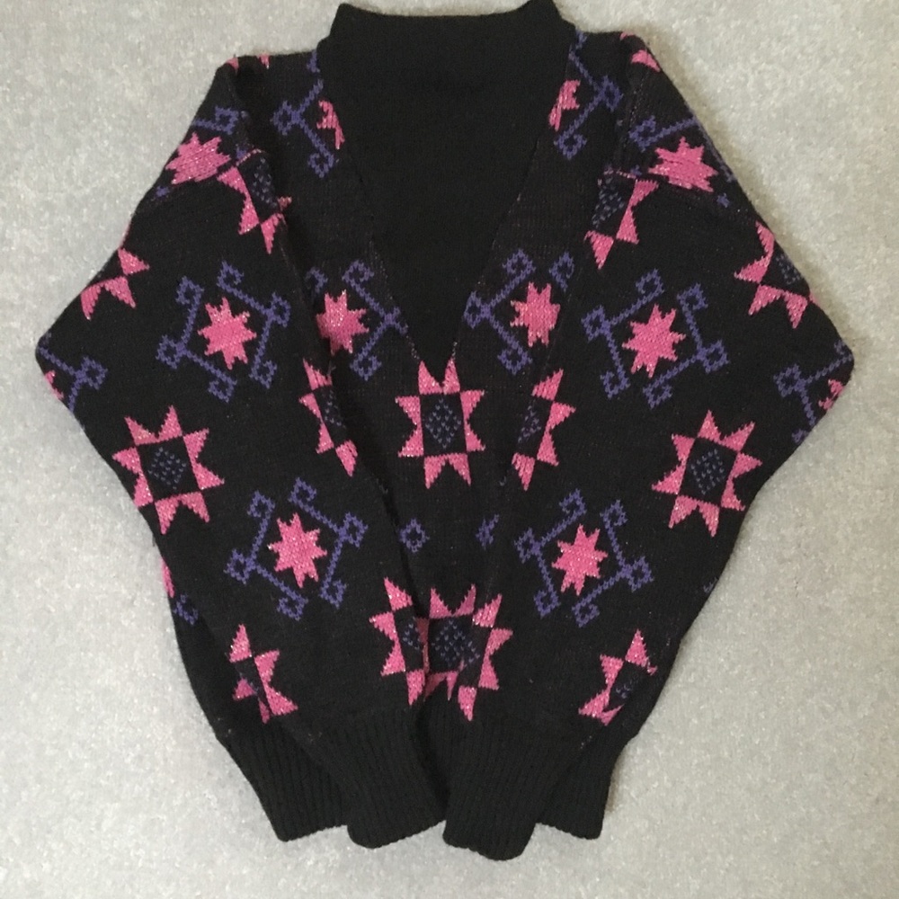 Ski sweater. 95% wool. 5% nylon.